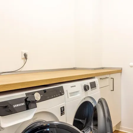 Luettje Steent * הוקזיל